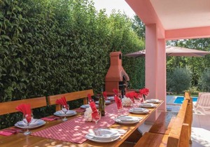 5 bedroom accommodation in Porec
