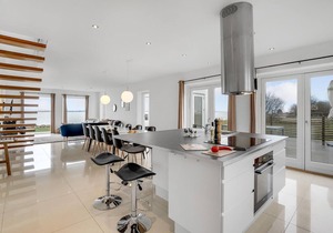 5 bedroom accommodation in Torrig L