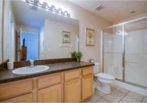 5 Bedroom Pool Home with Lake View In Clermont