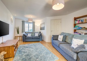 5 Rose Terrace - Three Bedroom House, Sleeps 5