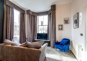 5 Rowntree House