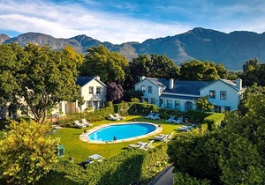 5-Star Hotel ∙ Le Quartier Francais