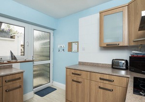 5 West Park - Two Bedroom House, Sleeps 4