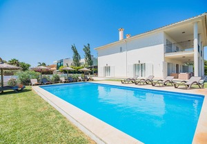 500 m² Villa ∙ 6 bedrooms ∙ 12 guests