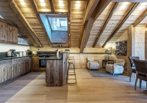 50m from ski slopes, 2nd floor, view ski slopes, fitness, swimming pool, sauna, hammam, balcony, tv