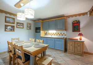 50m from ski slopes, 2nd floor, view mountain, fitness, swimming pool, sauna, hammam, balcony, tv