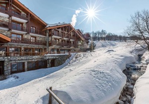 50m from ski slopes, 1st floor, view ski slopes, fitness, swimming pool, sauna, hammam, terrace, tv