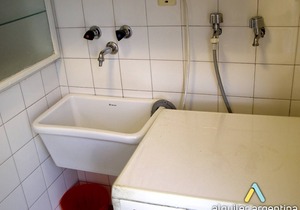 5R - Gorgeous Downtown Apt.