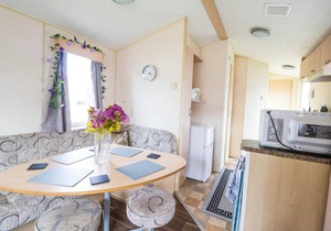 6 berth caravan for hire at Valley Farm Holiday Park in Essex ref 46055V