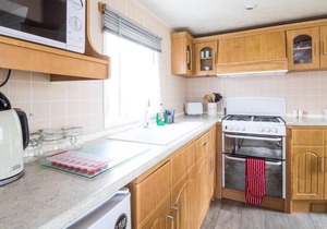 6 berth pet friendly caravan for hire near Clacton-on-Sea in Essex ref 26246E