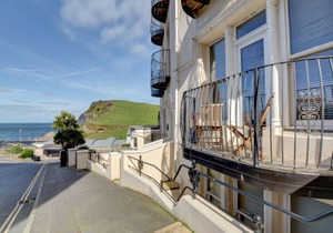 6 Cove View