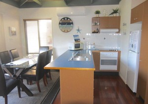6 Pt Lookout Beach Resort