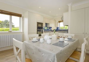 6 TARIFA, family friendly, country holiday cottage in Bigbury-On-Sea