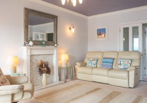 64 Moorings Reach - Three Bedroom House, Sleeps 5