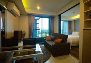 6th Avenue Surin by Risa