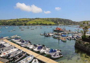 7 Island Quay, SALCOMBE