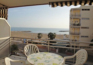70 m² Apartment ∙ 3 bedrooms ∙ 5 guests