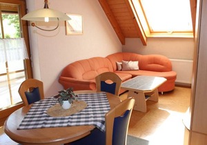 70 m² Apartment ∙ 4 guests