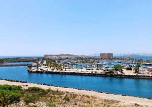 71 m² Apartment ∙ 2 bedrooms ∙ 6 guests