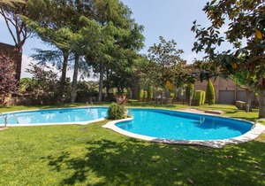 75 m² Accommodation ∙ 3 bedrooms ∙ 6 guests