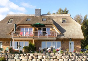 75 m² Apartment ∙ 2 bedrooms ∙ 4 guests