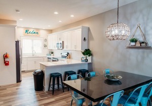 767 PH · Paradise Palms - 3 Bed/3.5 Bath Penthouse w/Amazing Views!
