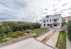 77 m² Apartment ∙ 2 bedrooms ∙ 5 guests