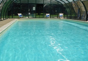 77m2 apartment, 7/9 people in a chalet, 3 bedrooms, swimming pool, jacuzzi