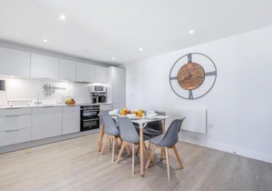 8 Middlecombe - Luxury Apartment at Byron Woolacombe, only 4 minute walk to Woolacombe Beach!