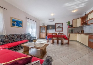 80 m² Apartment ∙ 3 bedrooms ∙ 8 guests