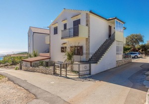 80 m² Apartment ∙ 3 bedrooms ∙ 8 guests