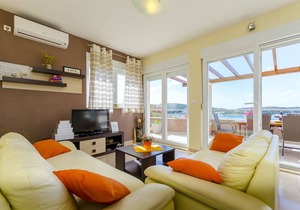 80 m² Apartment ∙ 3 bedrooms ∙ 6 guests