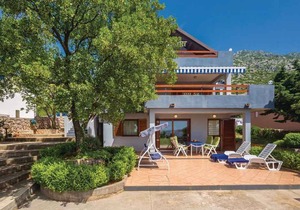 82 m² Apartment ∙ 2 bedrooms ∙ 6 guests