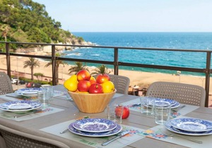 84 m² Apartment ∙ 3 bedrooms ∙ 6 guests
