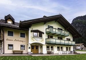 85 m² Apartment ∙ 3 bedrooms ∙ 6 guests