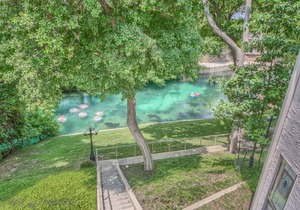 87 m² Condo ∙ 2 bedrooms ∙ 6 guests