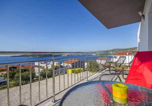 90 m² Apartment ∙ 2 bedrooms ∙ 4 guests