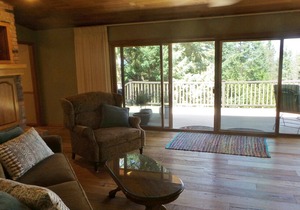 $90 per night, 6 month minimum, Large Home in Hayden View Estates