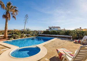 93 m² Villa ∙ 3 bedrooms ∙ 5 guests