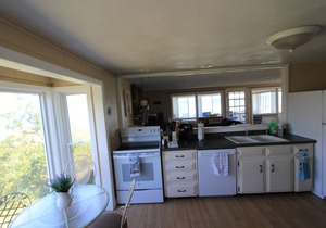 93 Phillips Rd SD246