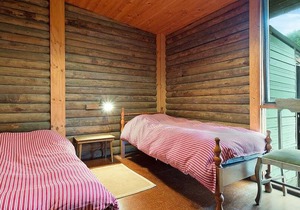 98 Ocean Parade - Rustic Log Cabin