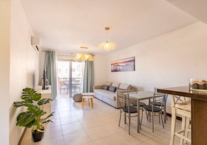 99 m² Apartment ∙ 2 bedrooms ∙ 5 guests