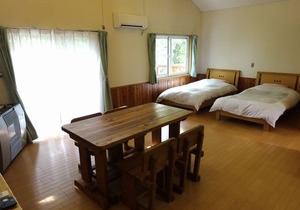 999 m² Hotel ∙ 1 bedroom ∙ 4 guests