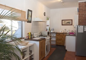 A Beach house with 3 bedrooms close to South beach and Fremantle