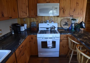 A Family Owned & Family Oriented Cabin Retreat