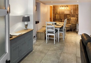 A traditional Lakeland cottage situated in the heart of Portinscale village.