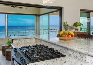 A View to Die for! 3 bedroom 3 bath on the sand at Waikiki Beach