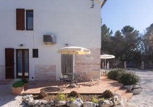 A04 - Massignano, bilocale immerso nel verde 2