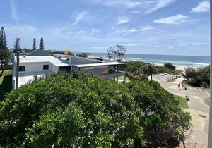 Absolute Beach Front - Cabarita Promenade - Sea View - 3 Bedroom Apartment