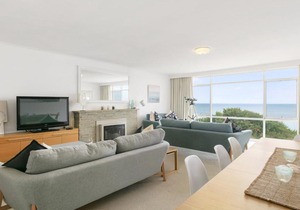 ABSOLUTE BEACHFRONT - FRANKSTON